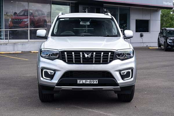 2023 Mahindra Scorpio Z8L