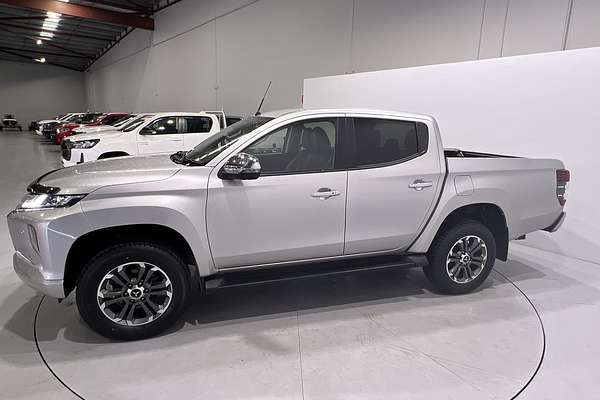 2022 Mitsubishi Triton GLS MR 4X4