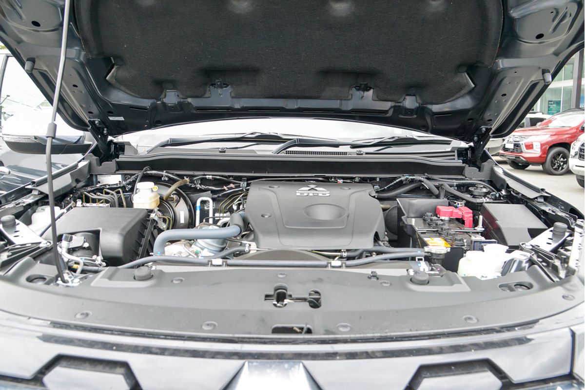 2024 Mitsubishi Pajero Sport GLX QG