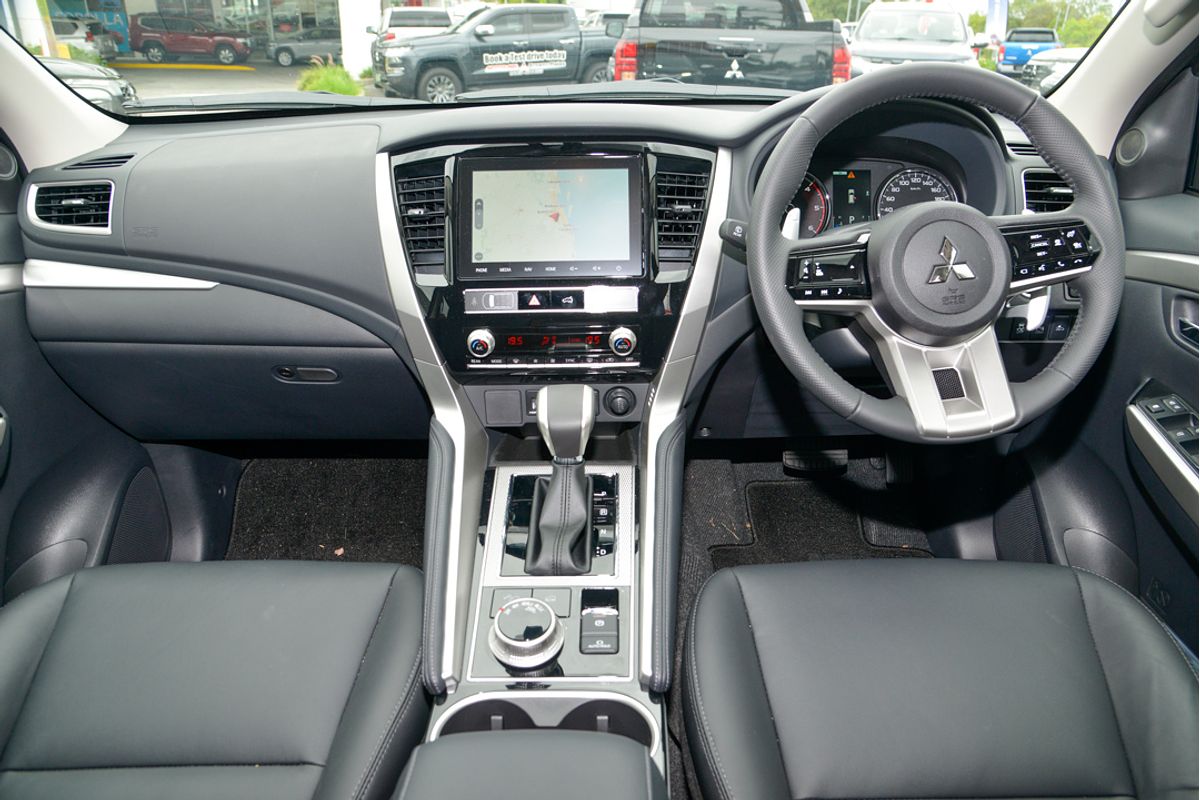 2024 Mitsubishi Pajero Sport GLS QG