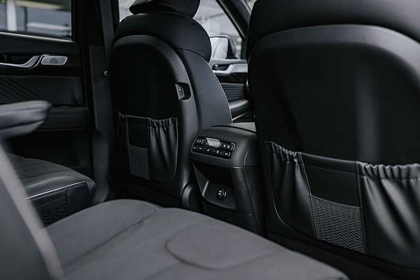 2024 Hyundai Palisade Calligraphy Black Ink LX2.V5