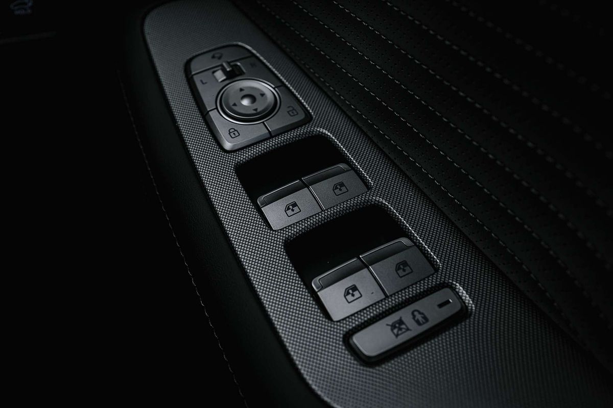 2024 Hyundai Palisade Calligraphy Black Ink LX2.V5