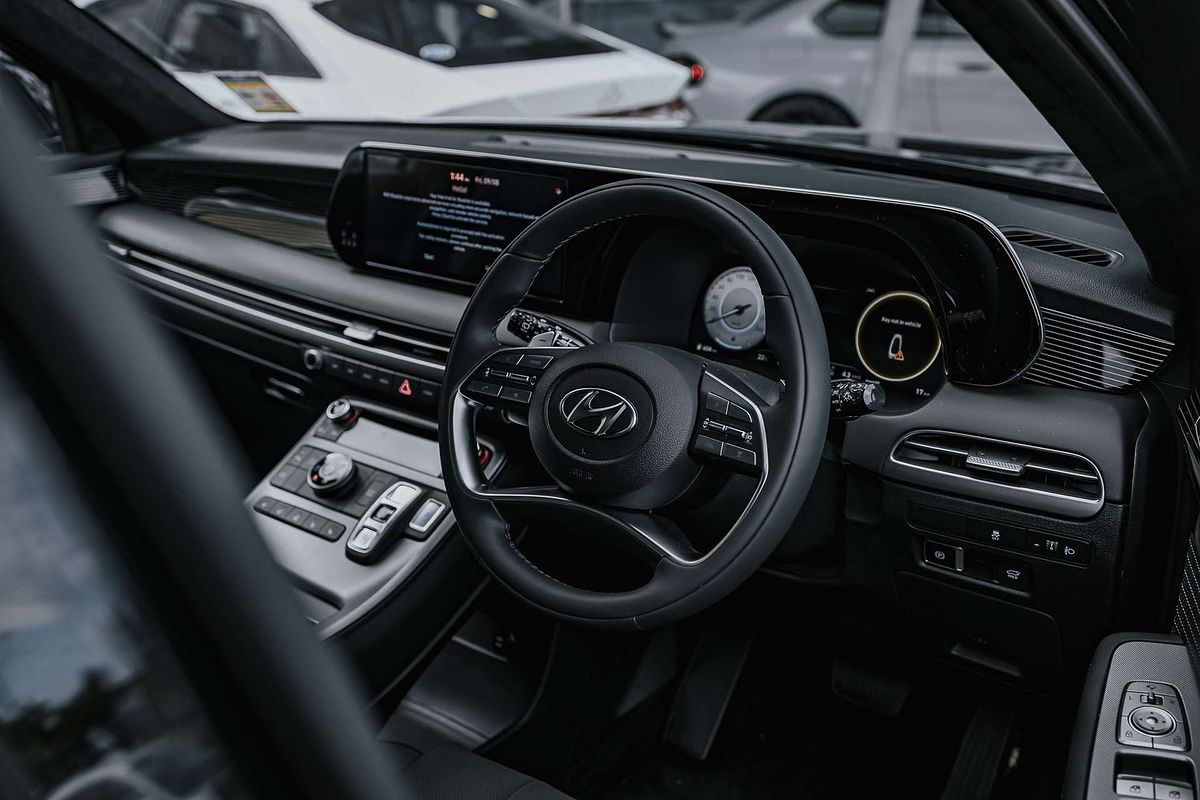 2024 Hyundai Palisade Calligraphy Black Ink LX2.V5