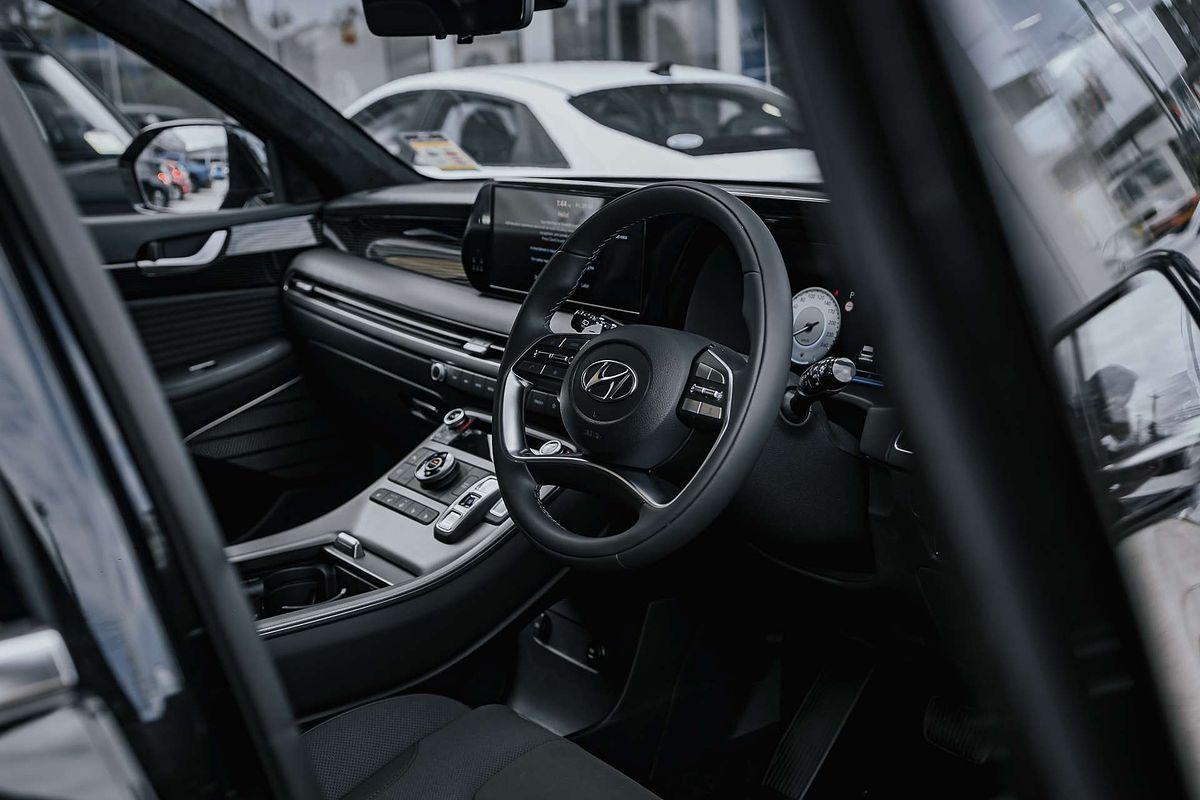 2024 Hyundai Palisade Calligraphy Black Ink LX2.V5