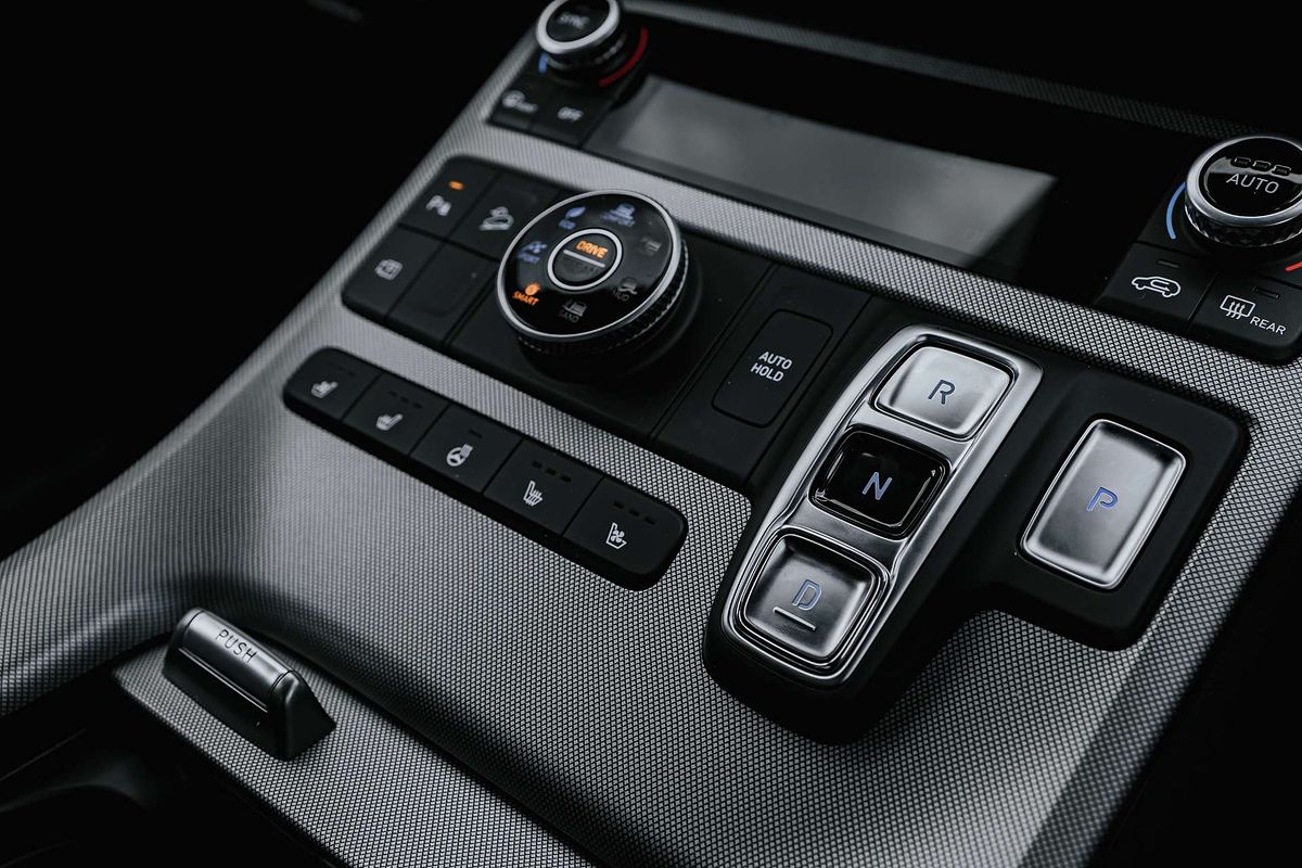 2024 Hyundai Palisade Calligraphy Black Ink LX2.V5