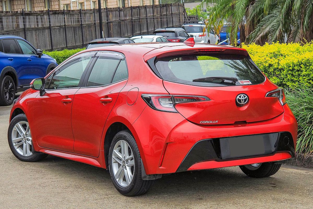 2018 Toyota Corolla Ascent Sport MZEA12R