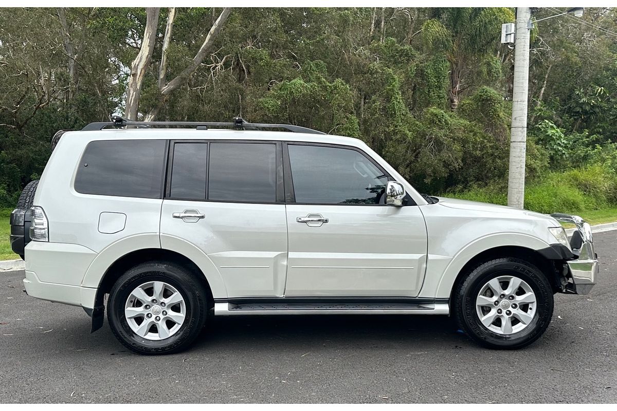 2011 Mitsubishi Pajero Platinum NT