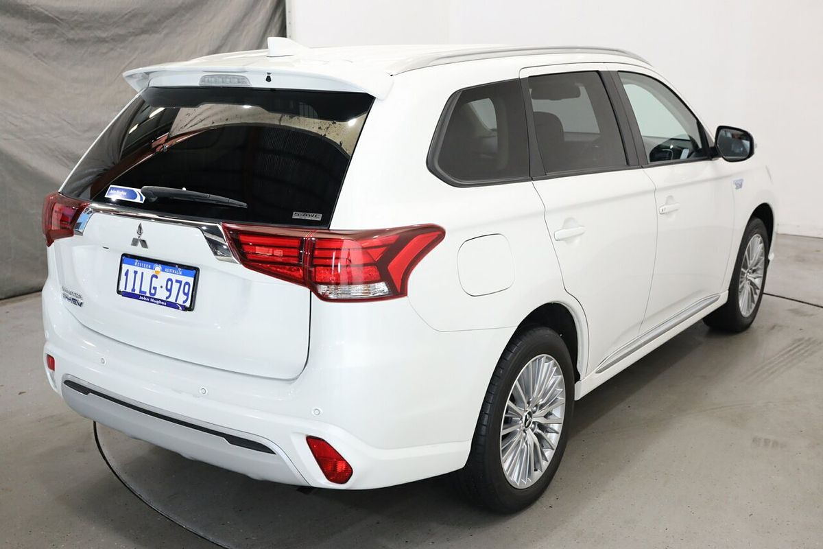 2020 Mitsubishi Outlander PHEV ES ADAS ZL