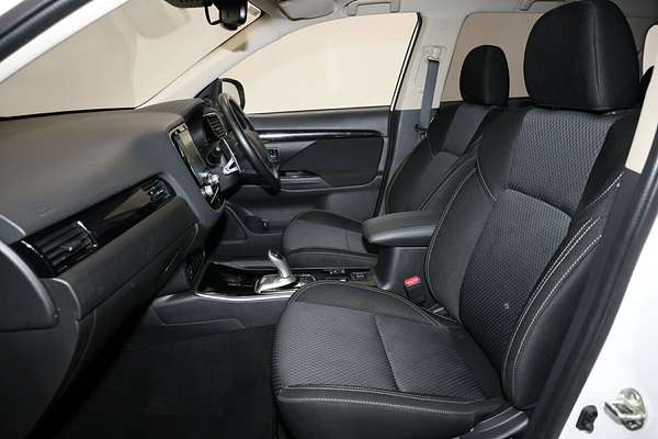 2020 Mitsubishi Outlander PHEV ES ADAS ZL