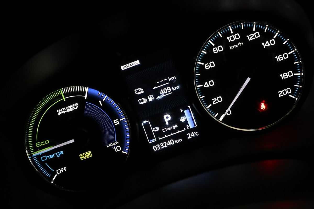 2020 Mitsubishi Outlander PHEV ES ADAS ZL