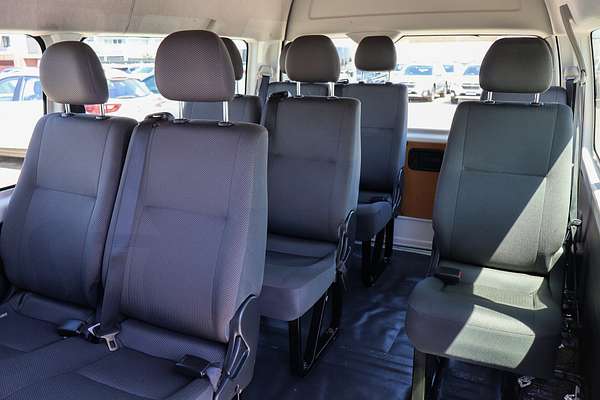 2017 Toyota Hiace Commuter KDH223R