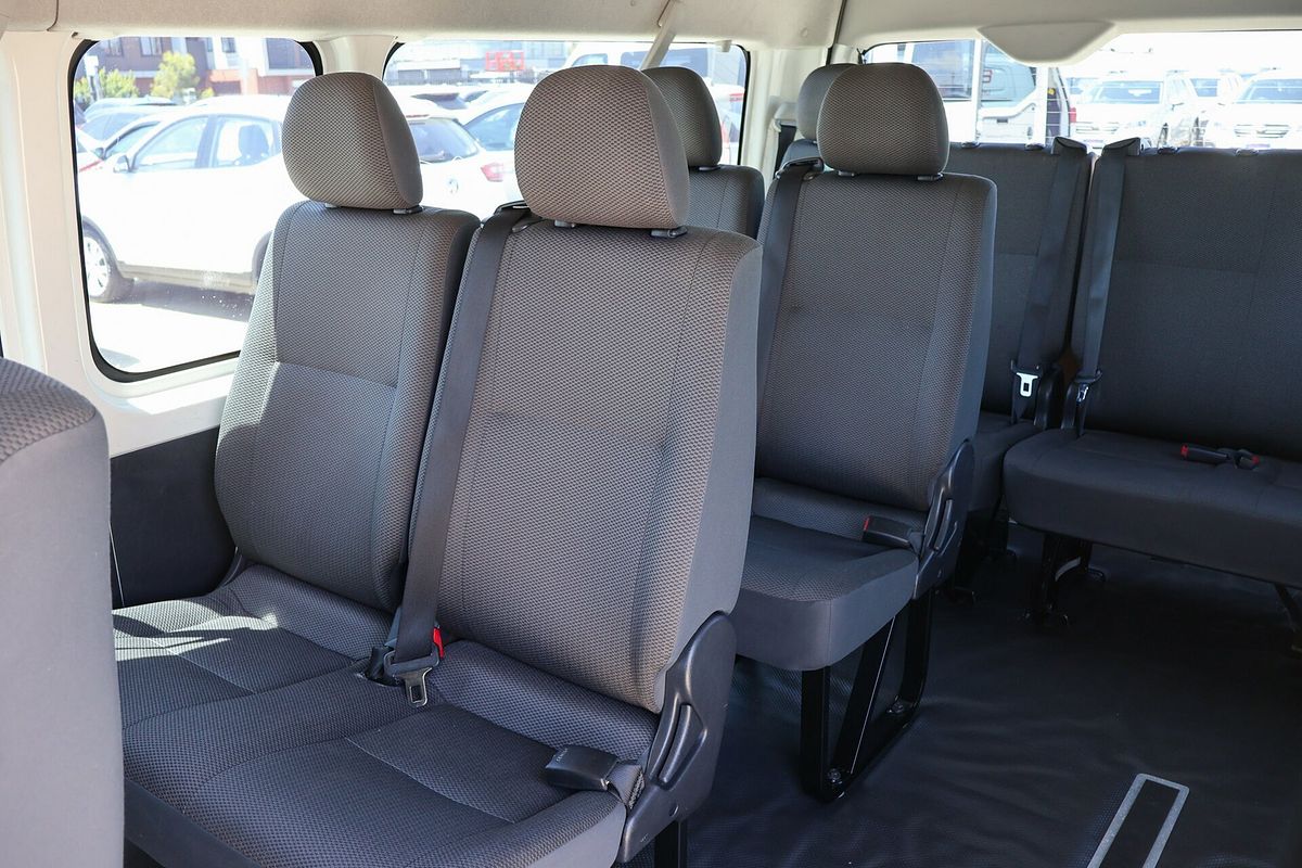 2010 Toyota Hiace Commuter KDH223R