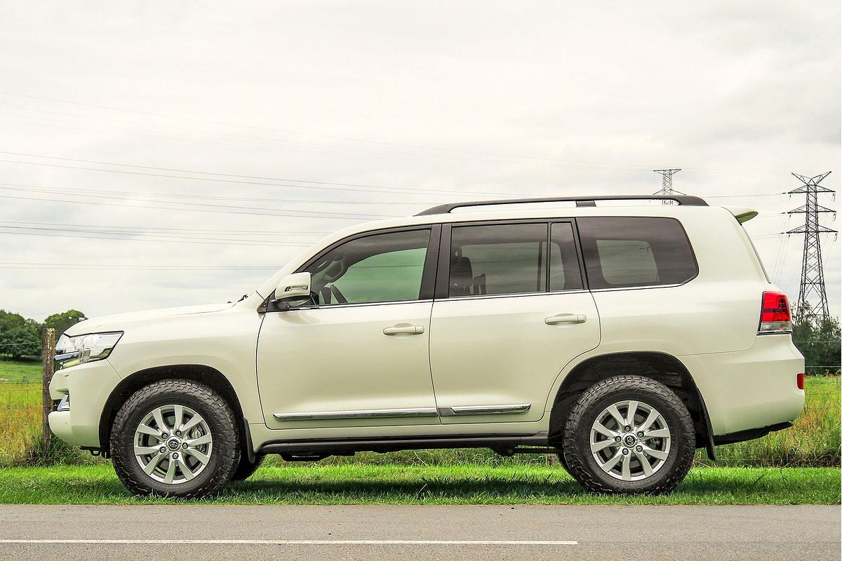 2020 Toyota Landcruiser Sahara VDJ200R