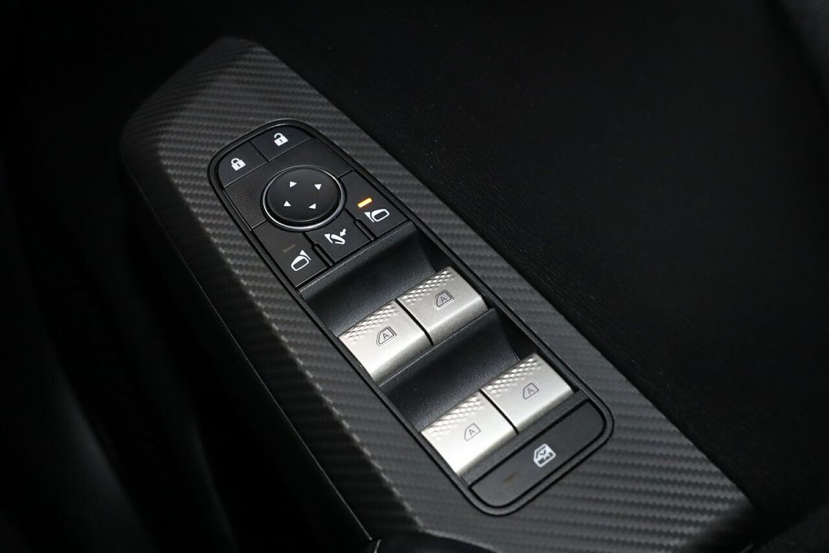 2023 Mitsubishi Outlander ES ZM