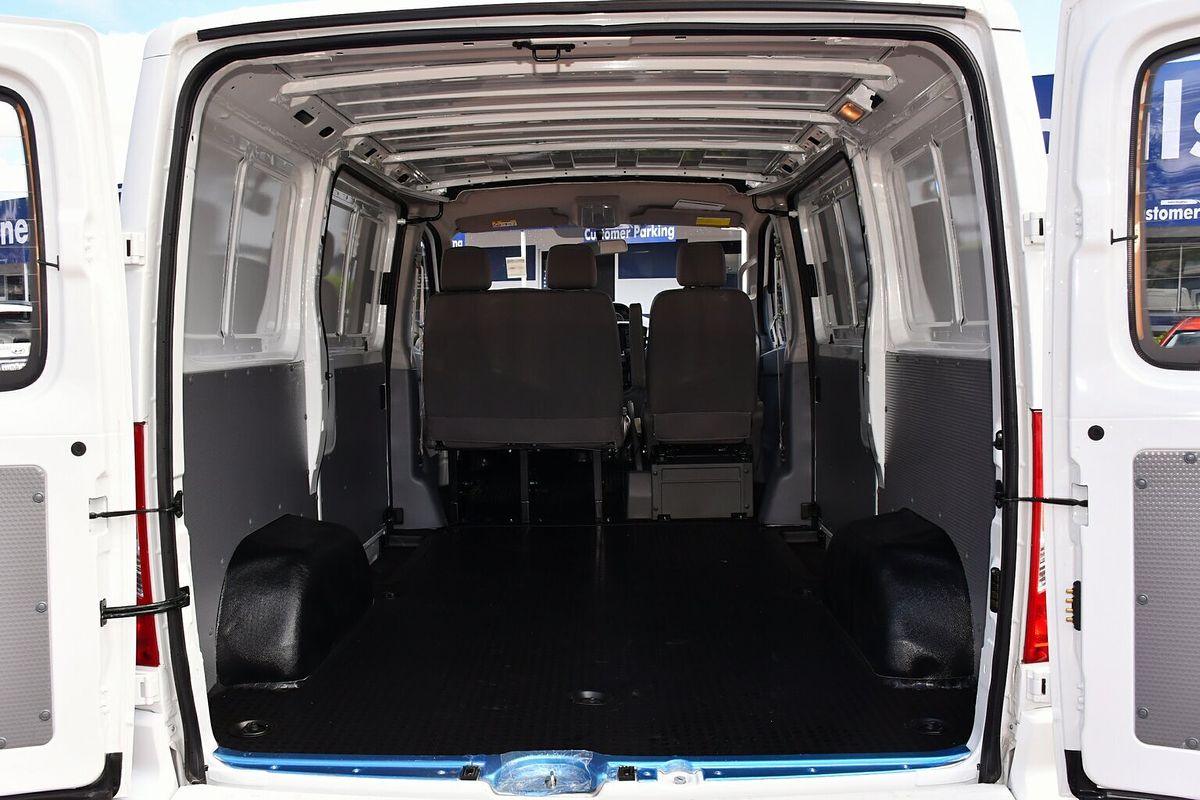 2023 LDV V80 SWB