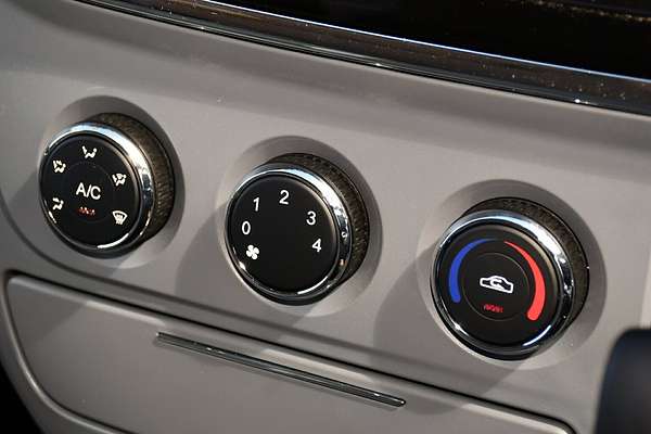 2023 LDV V80 SWB