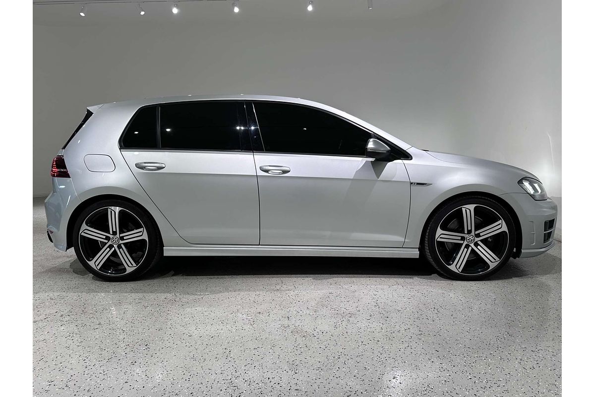 2016 Volkswagen Golf R 7