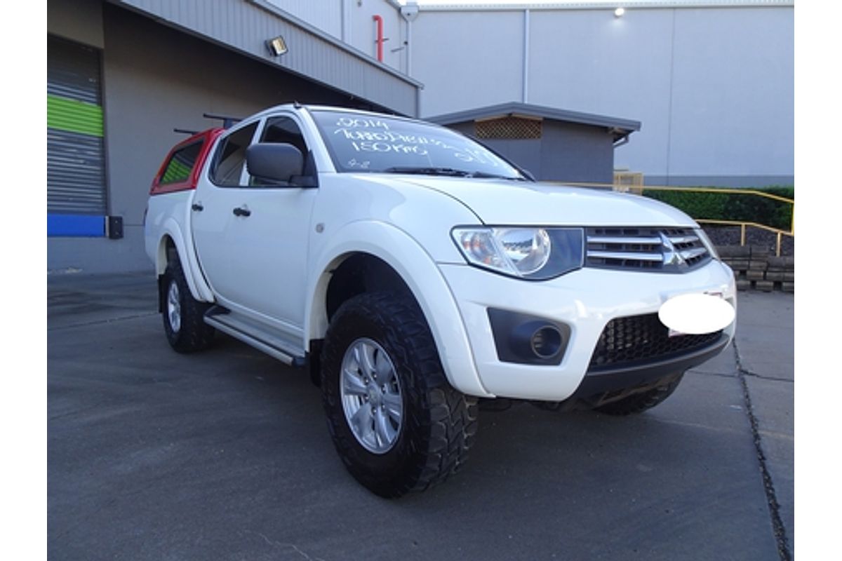 2014 Mitsubishi Triton GLX MN 4X4