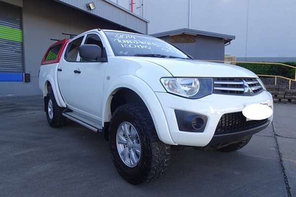 2014 Mitsubishi Triton GLX MN 4X4