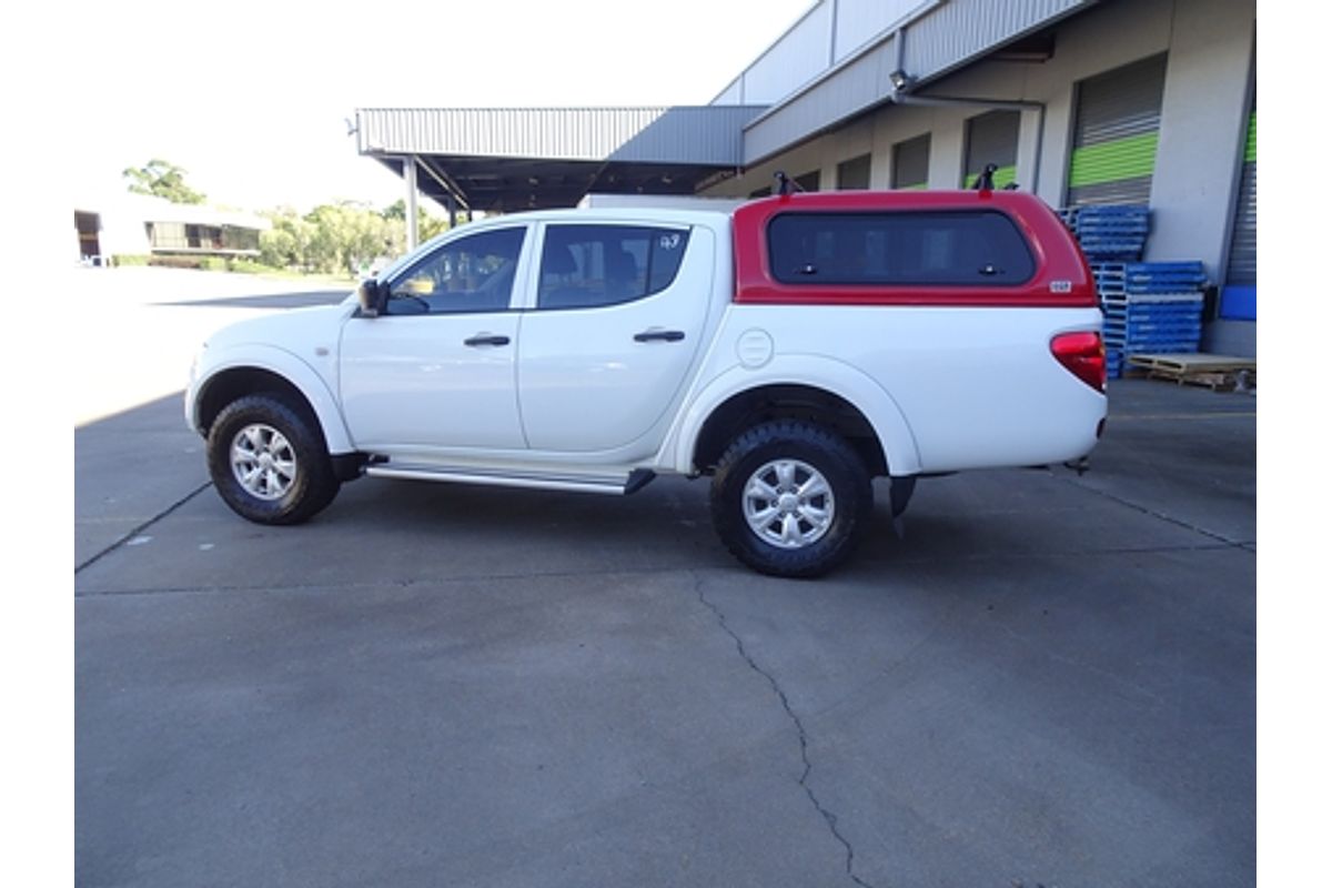 2014 Mitsubishi Triton GLX MN 4X4