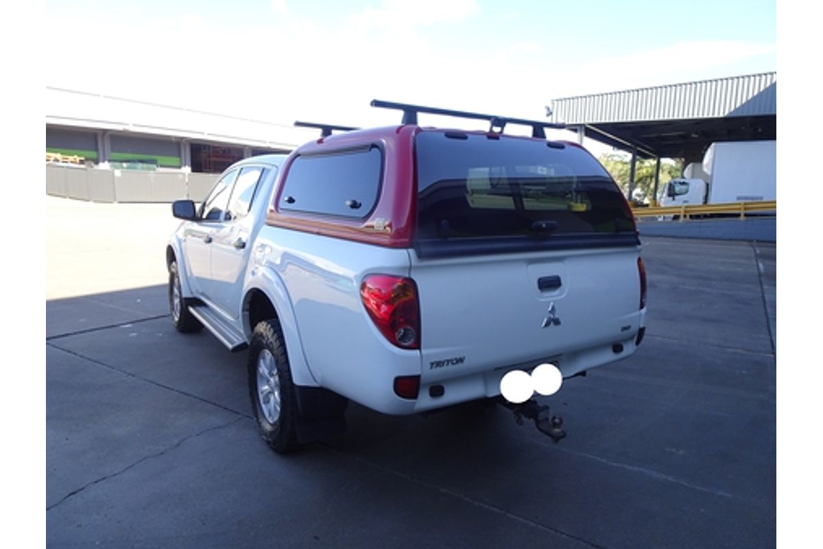 2014 Mitsubishi Triton GLX MN 4X4