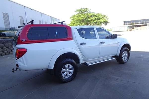 2014 Mitsubishi Triton GLX MN 4X4