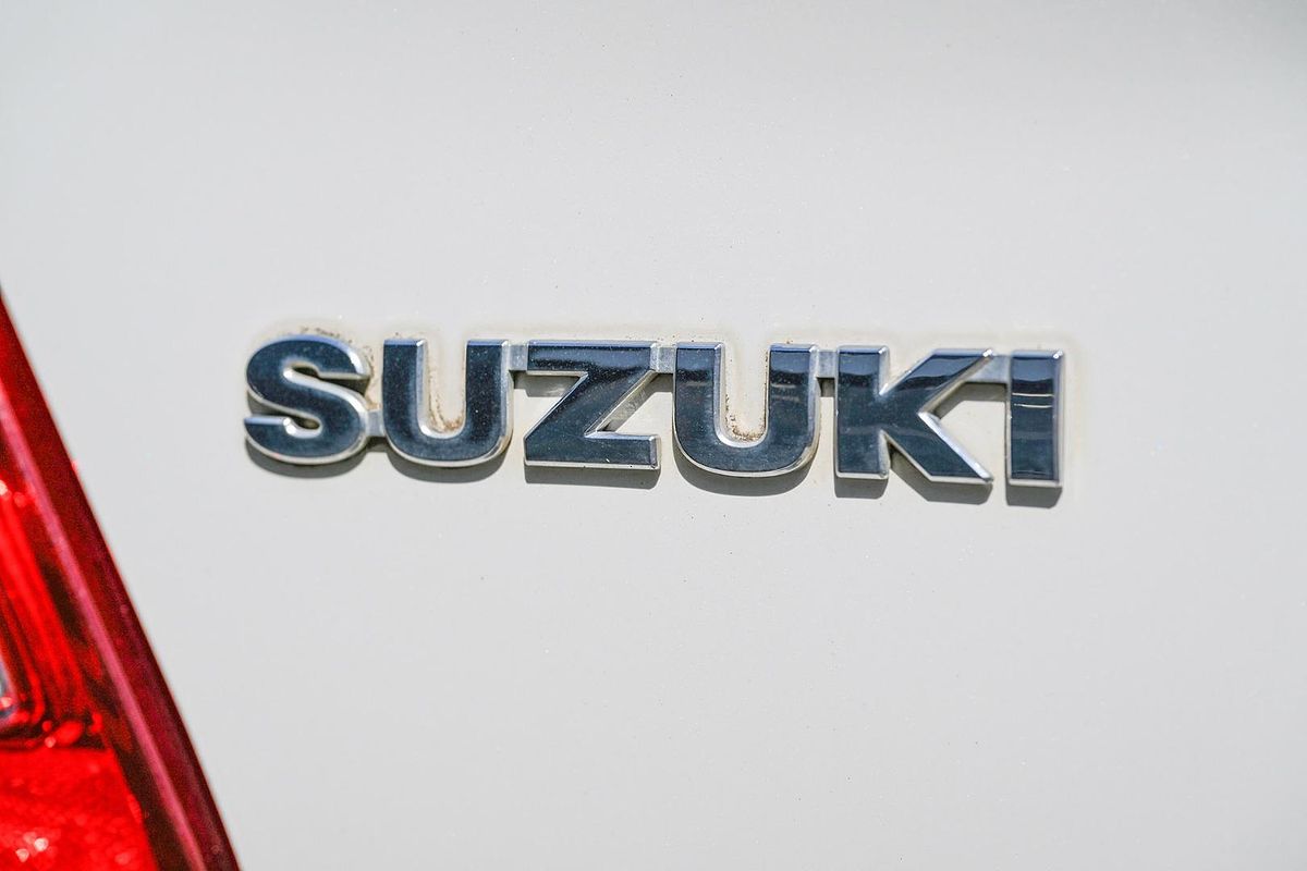 2018 Suzuki Swift GL Navigator AZ