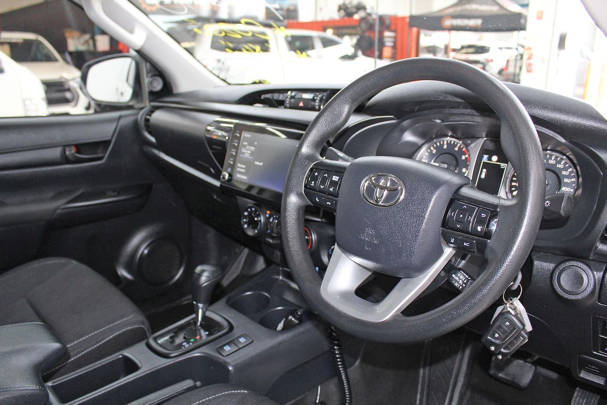 2020 Toyota Hilux SR GUN126R 4X4