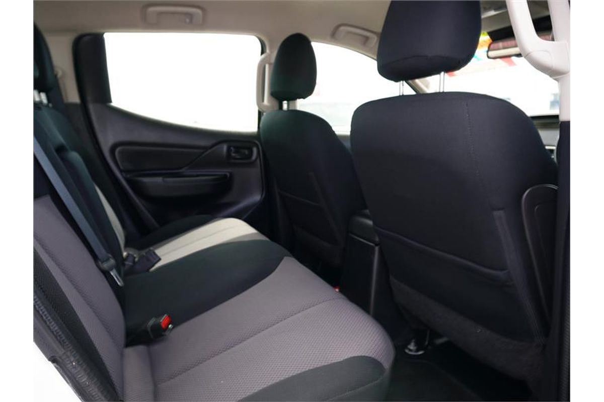 2020 Mitsubishi Triton GLX ADAS MR 4X4