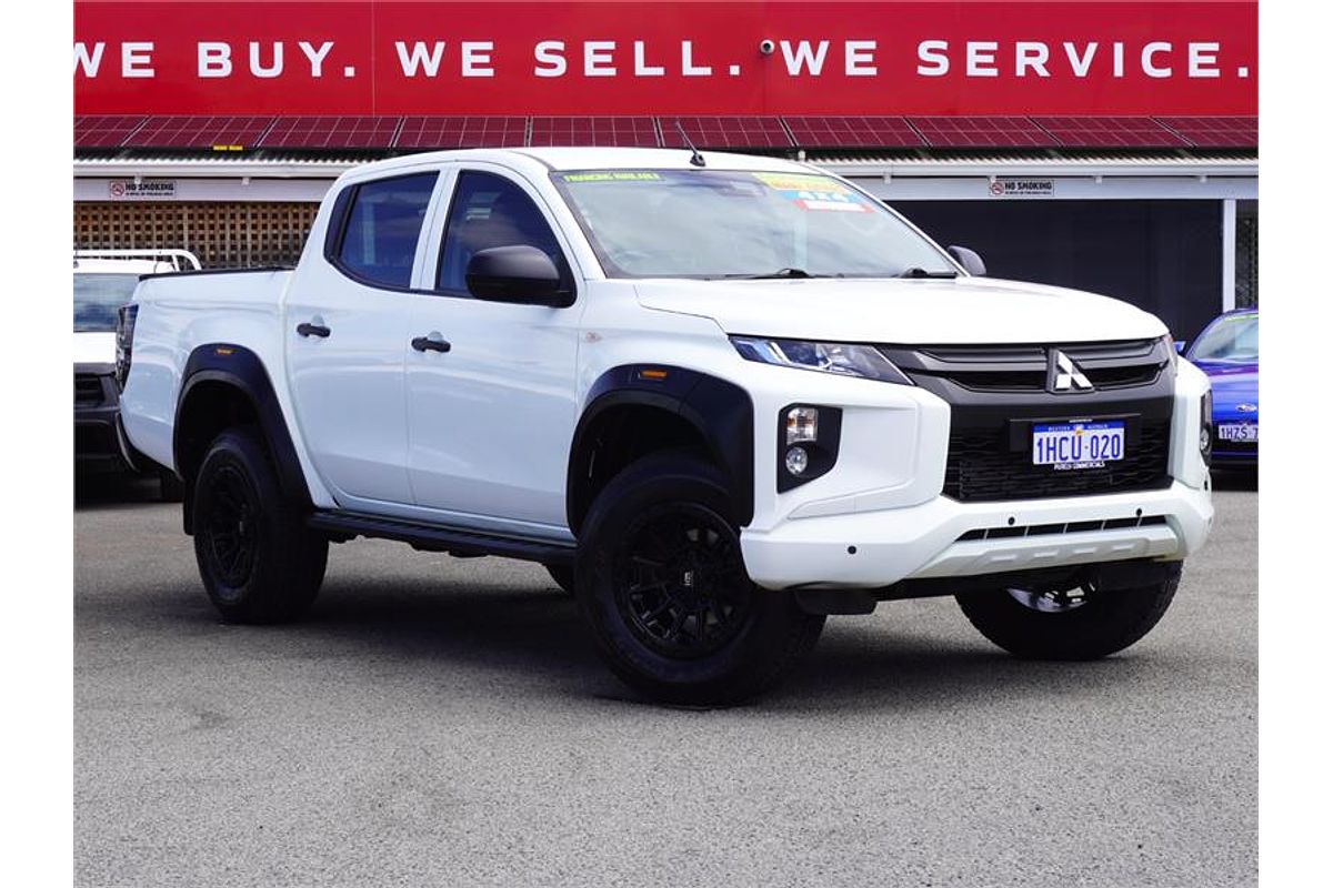 2020 Mitsubishi Triton GLX ADAS MR 4X4