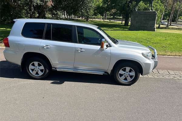2013 Toyota Landcruiser Altitude VDJ200R
