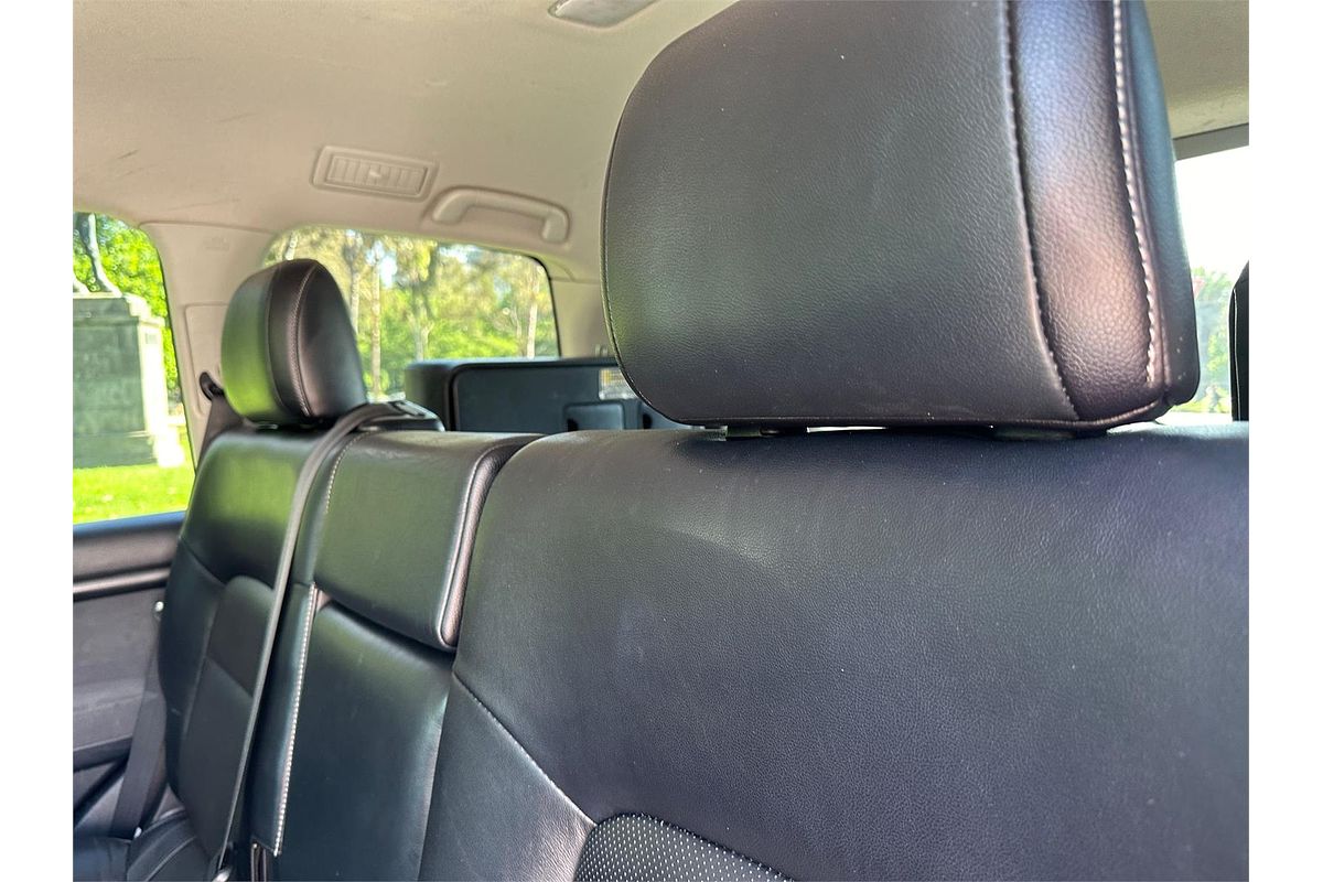 2013 Toyota Landcruiser Altitude VDJ200R
