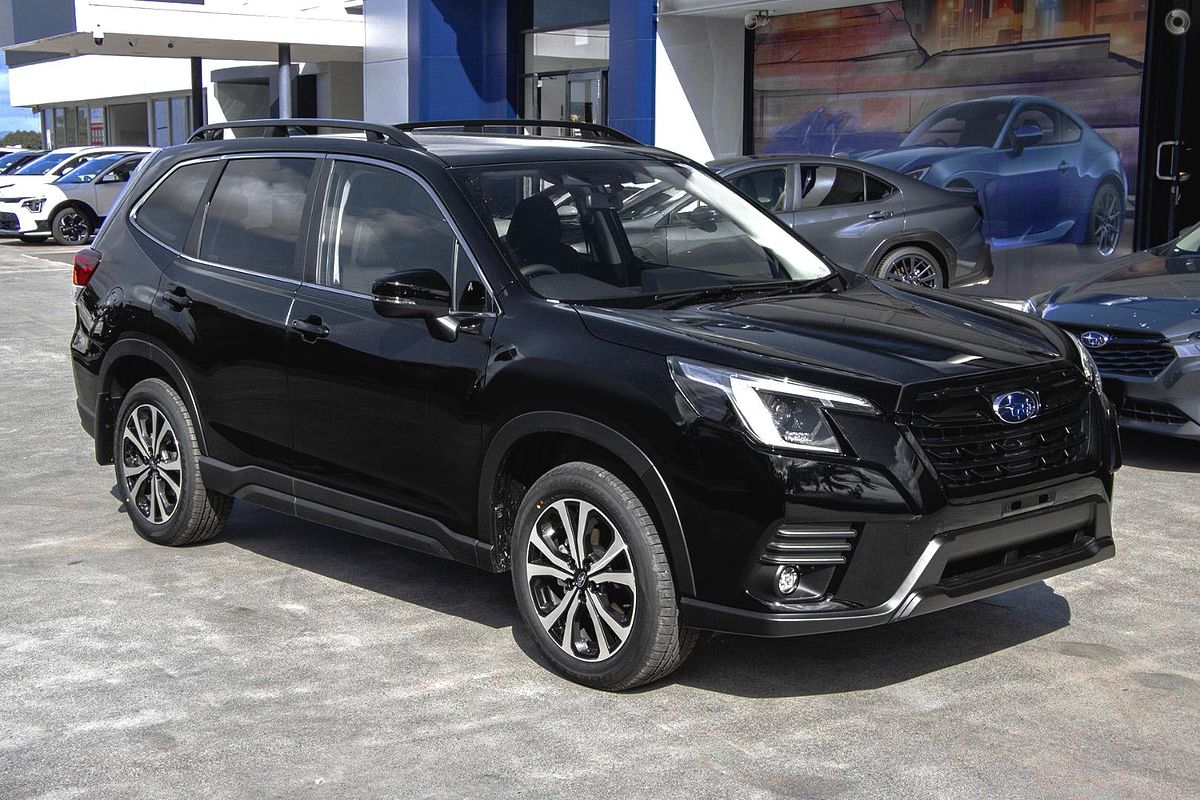 2024 Subaru Forester 2.5i Premium S5