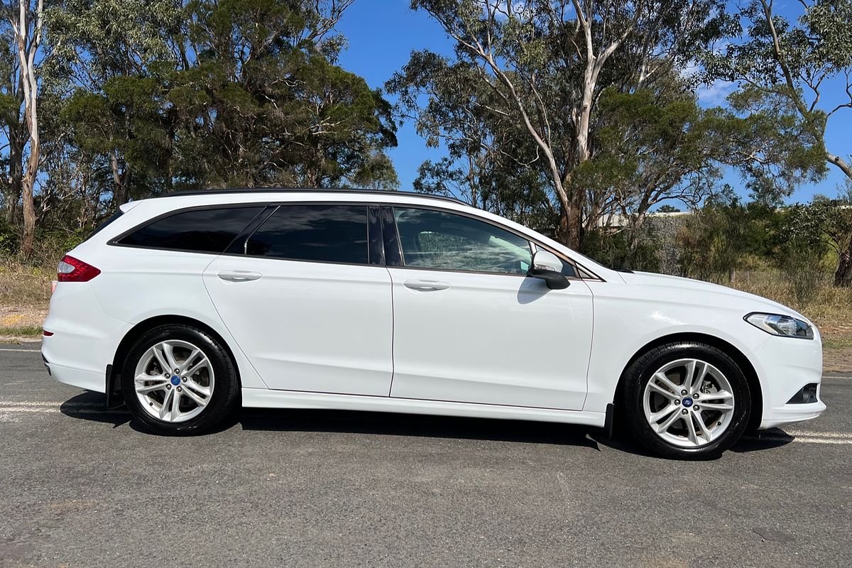 2015 Ford Mondeo Ambiente MD