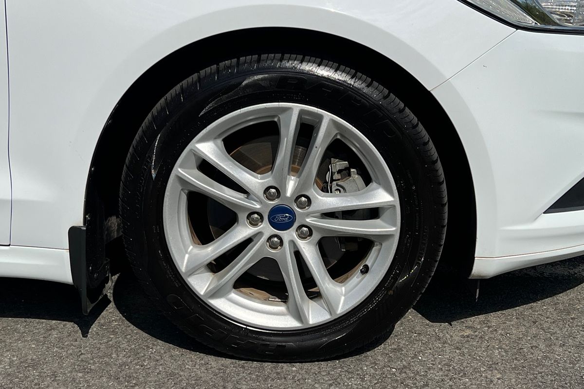 2015 Ford Mondeo Ambiente MD