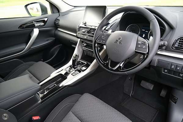 2024 Mitsubishi Eclipse Cross PHEV ES YB