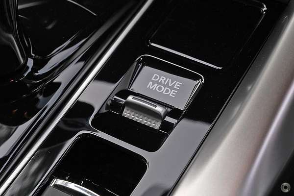 2024 Mitsubishi Eclipse Cross PHEV ES YB