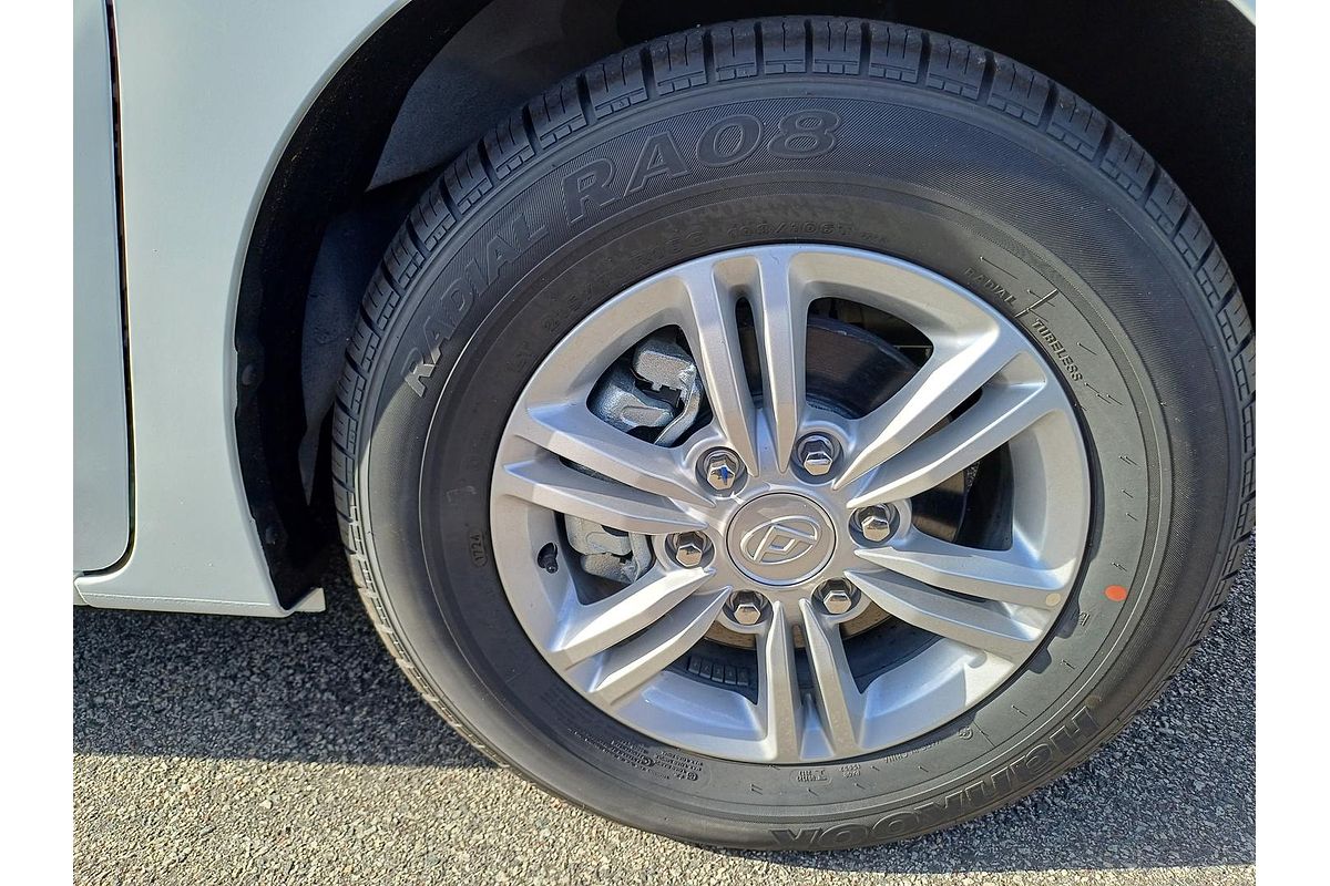 2024 LDV G10 + SV7C