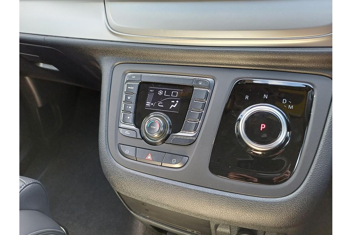 2024 LDV G10 + SV7C