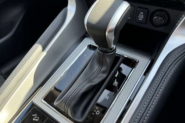 2024 Mitsubishi Pajero Sport GLS QG