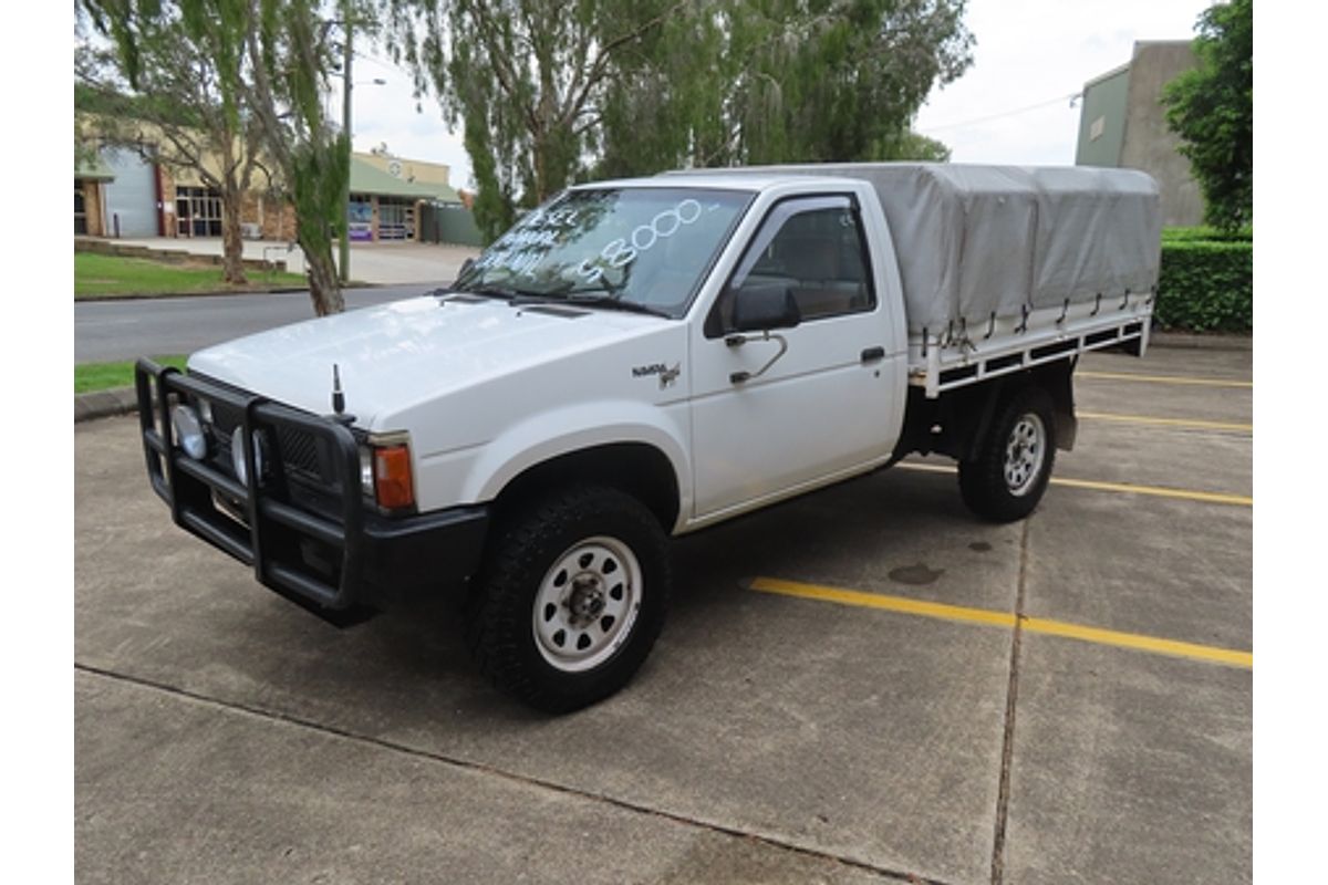 1990 Nissan Navara Nugget D21 4X4