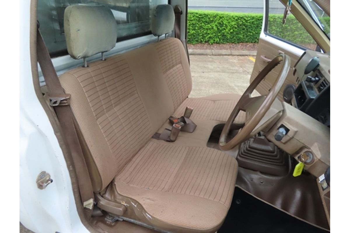 1990 Nissan Navara Nugget D21 4X4