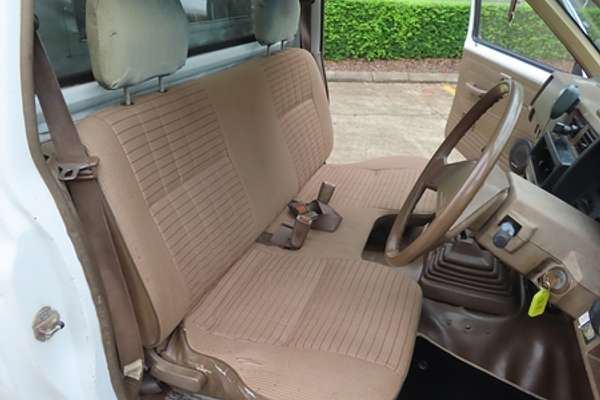 1990 Nissan Navara Nugget D21 4X4