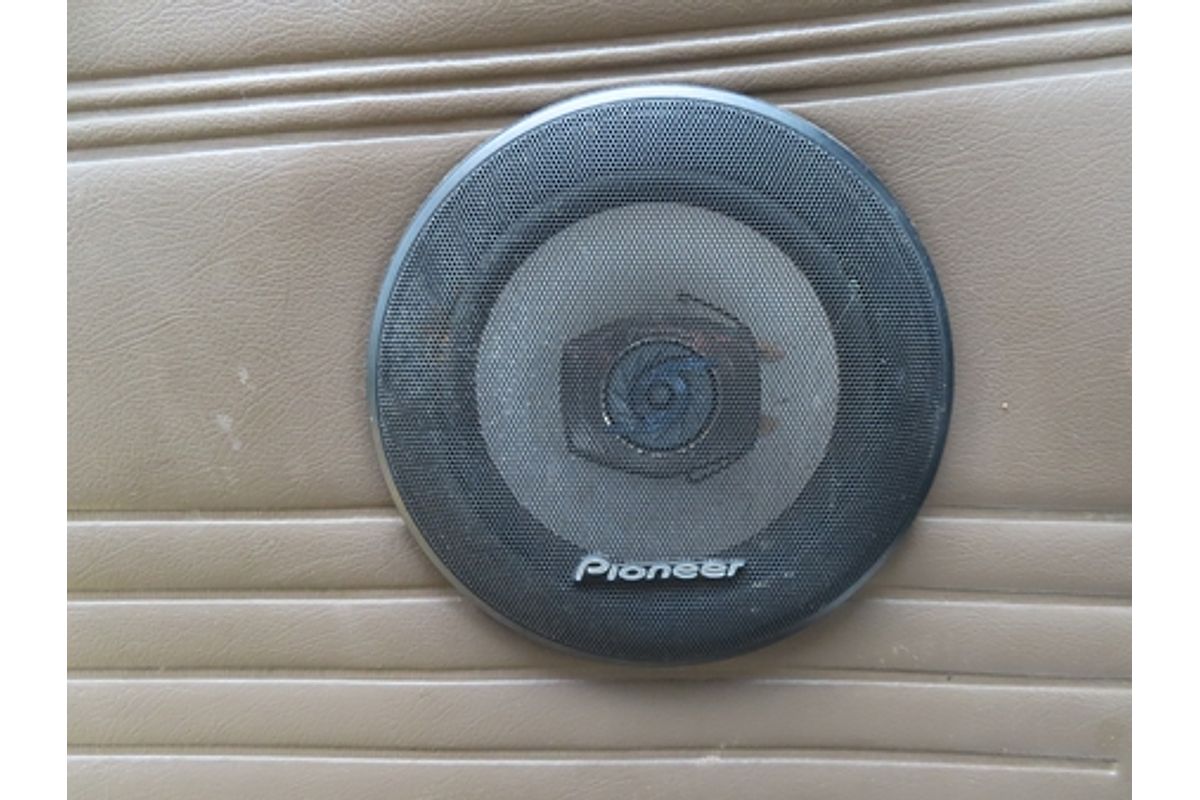 1990 Nissan Navara Nugget D21 4X4