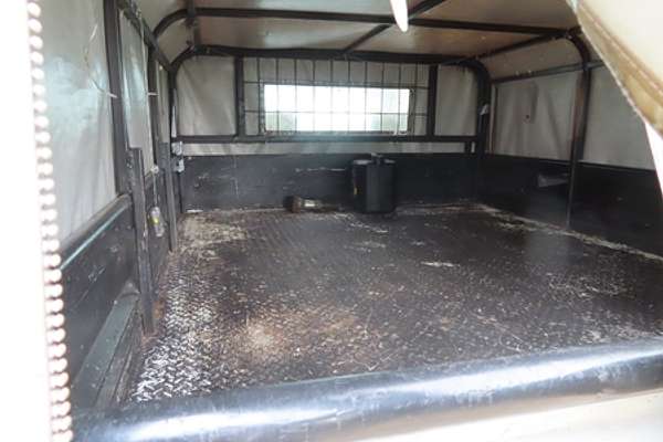 1990 Nissan Navara Nugget D21 4X4