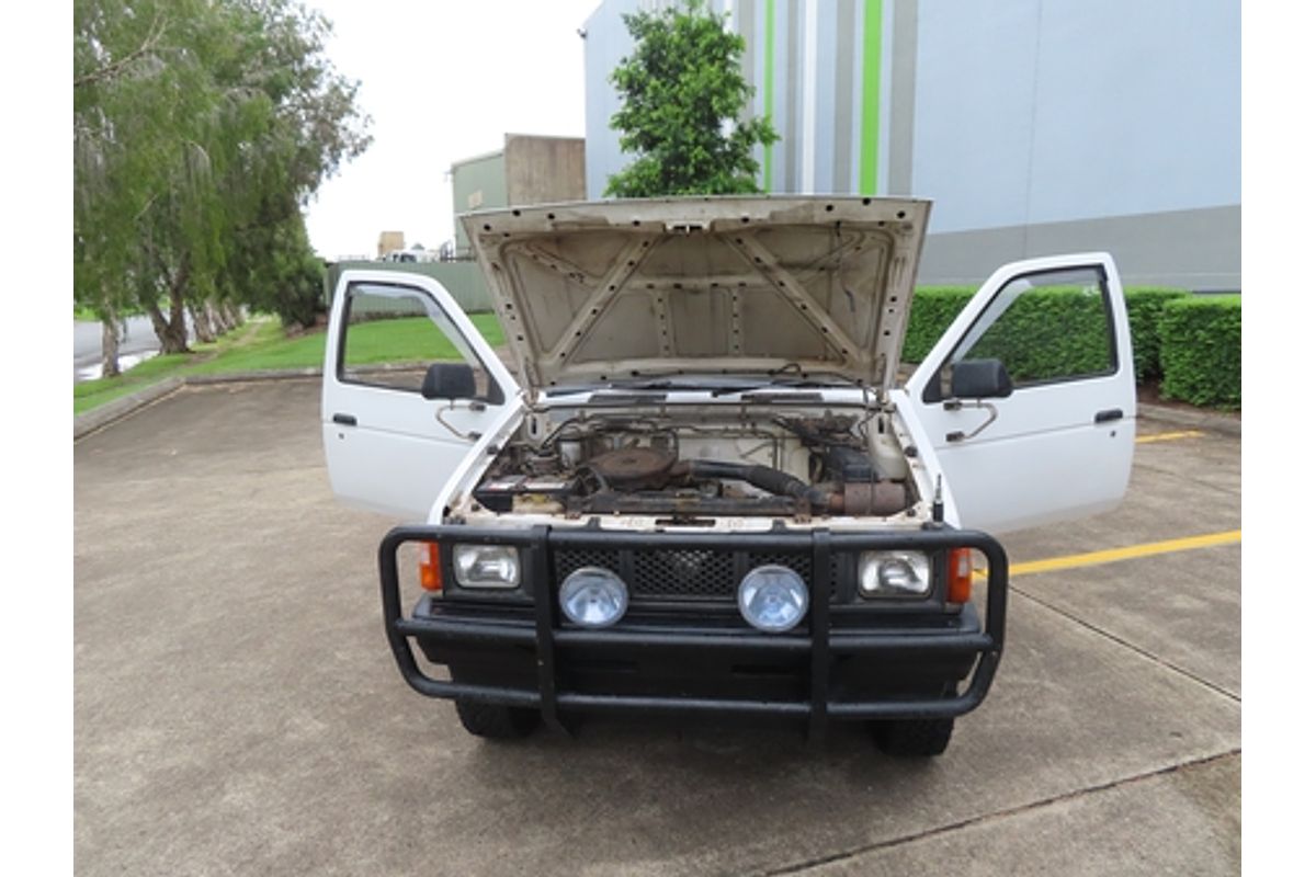 1990 Nissan Navara Nugget D21 4X4