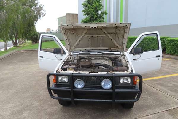 1990 Nissan Navara Nugget D21 4X4