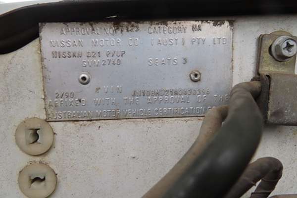 1990 Nissan Navara Nugget D21 4X4