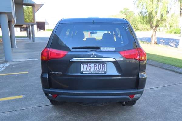 2011 Mitsubishi Challenger PB