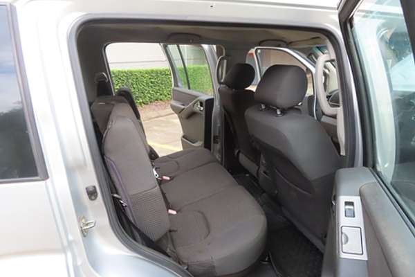 2006 Nissan Pathfinder ST R51